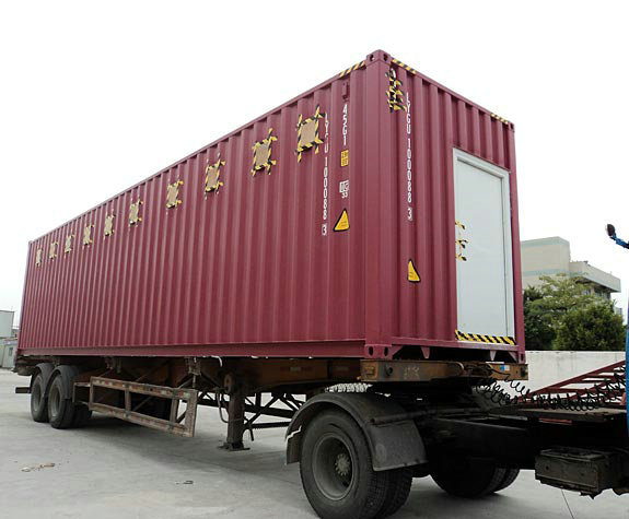 Saudi transformation container toilet