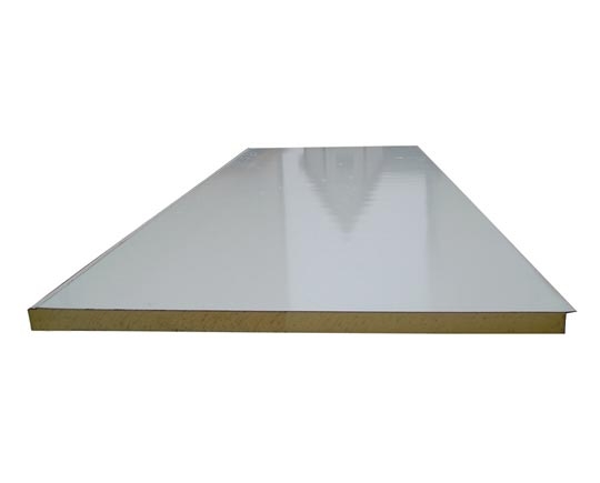 Polyurethane sandwich panel